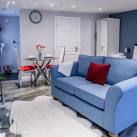 Luxury One Bedroom Guesthouse M6, Junction 10 Walsall Willenhall Luaran gambar